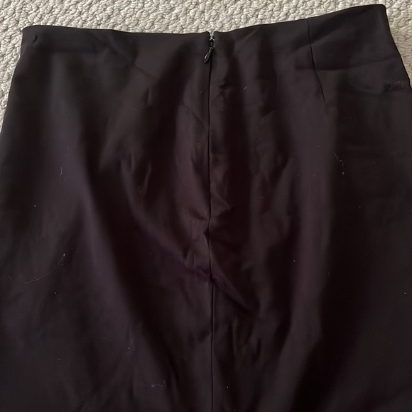LE CHATEAU SIZE 4 MINI PENCIL SKIRT - Picture 2 of 2